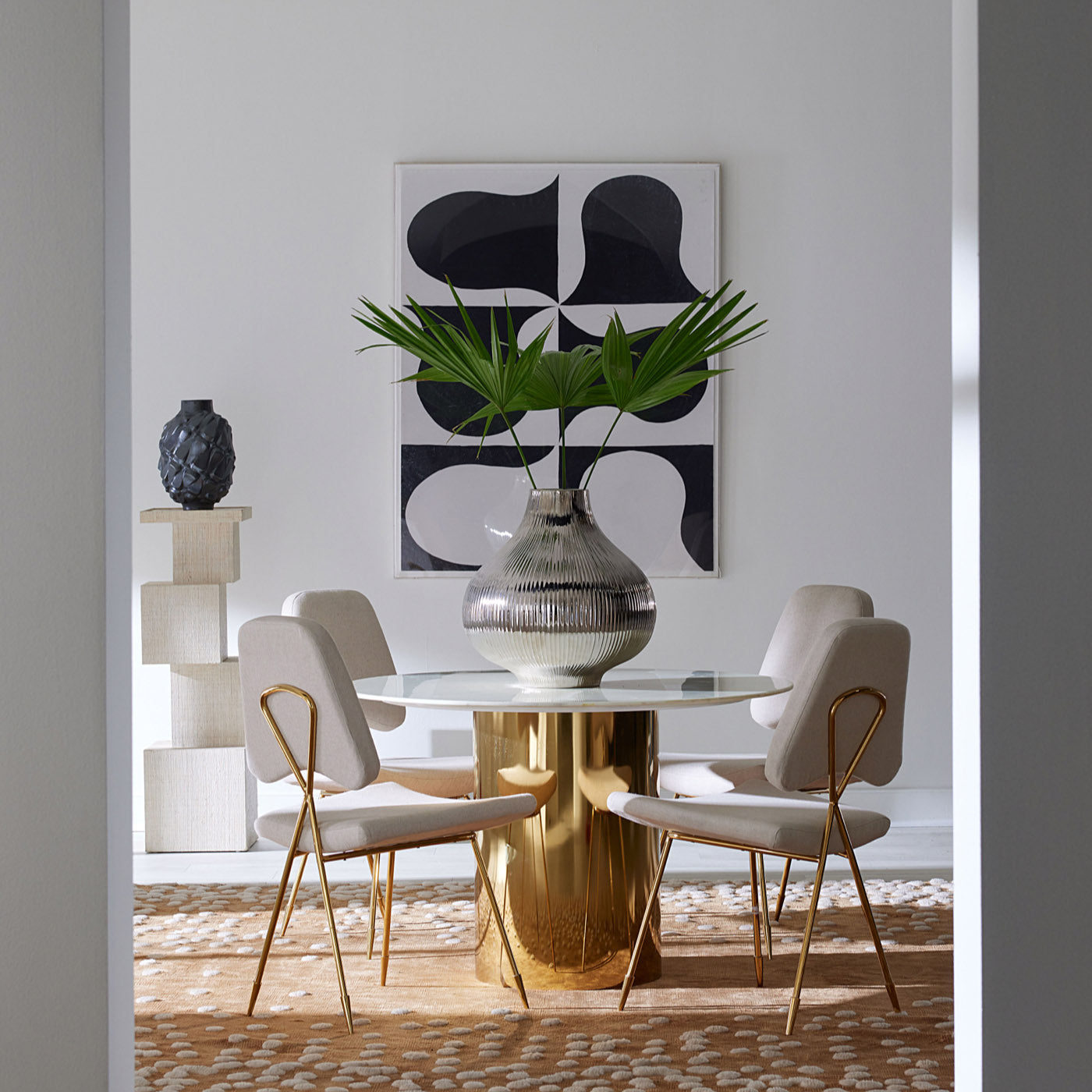 Alphaville Dining Table with Cubist Pedestal