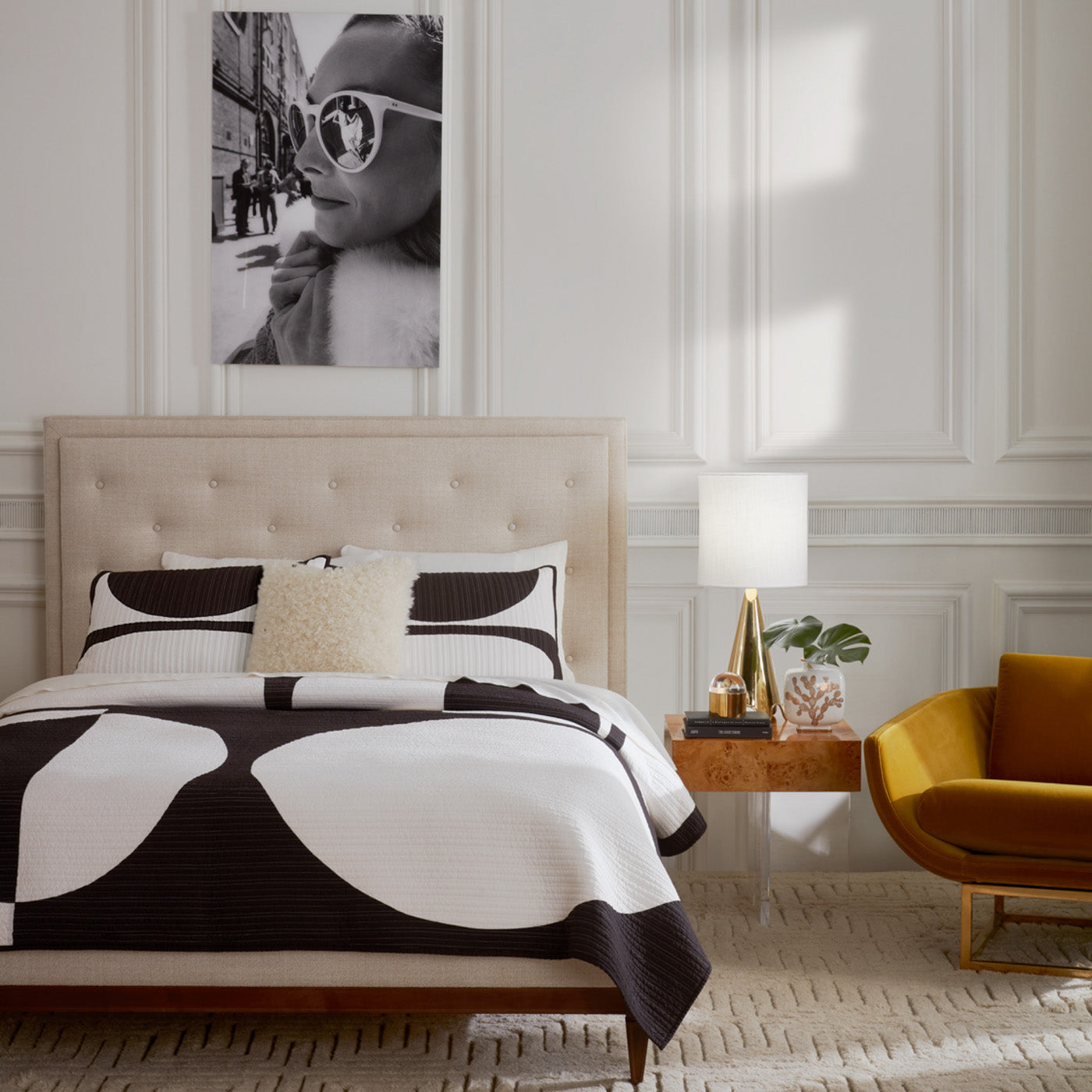 lampert queen bed vallauris coverlet black and white - styled view