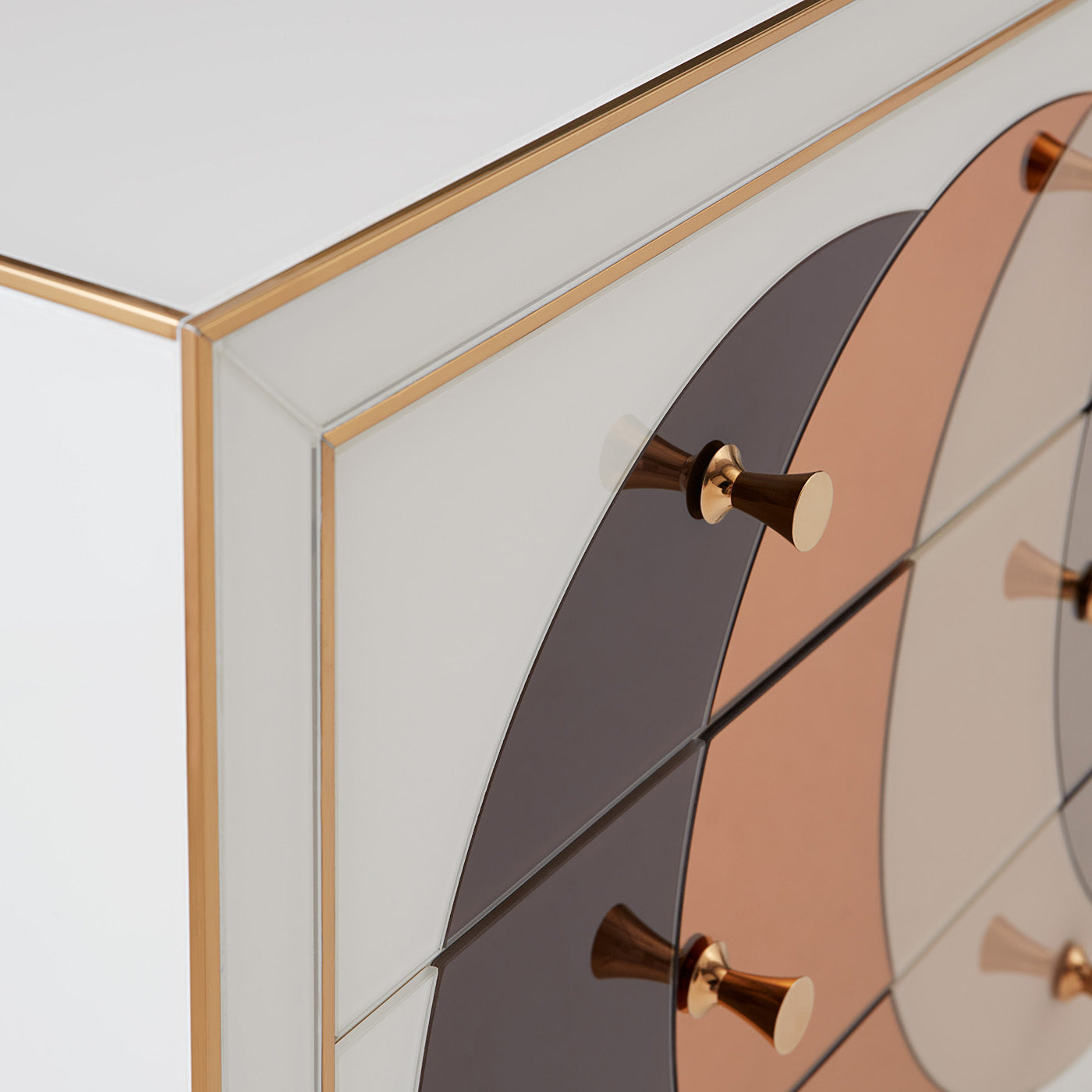 Chambeige Credenza - details view