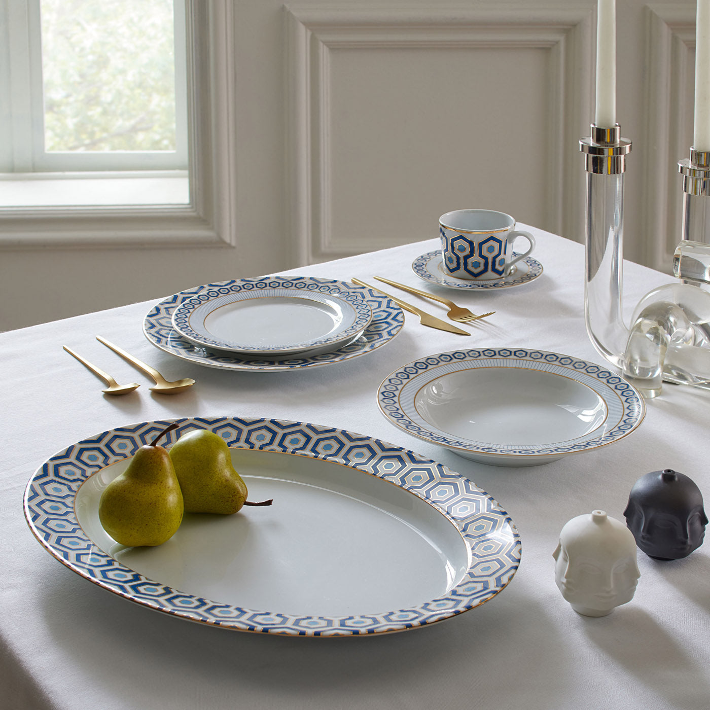 newport soup bowl porcelain blue white gold