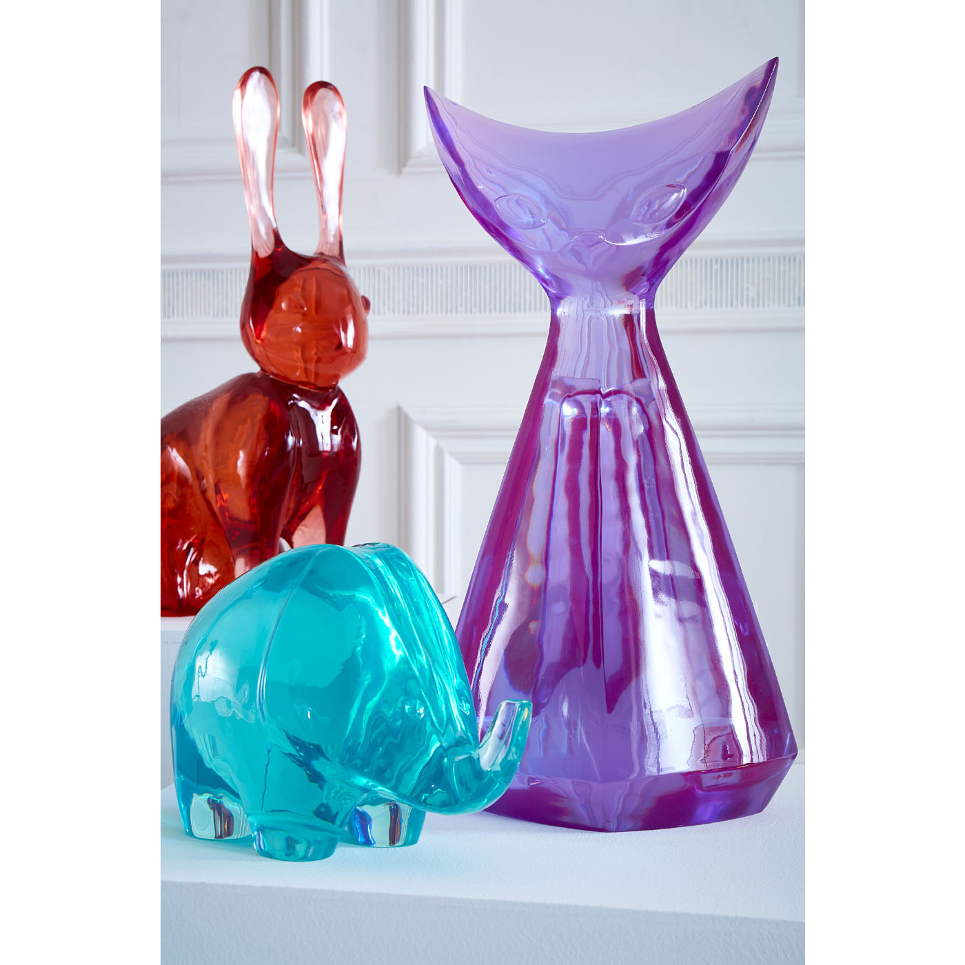 giant acrylic decor collection detail - styled view