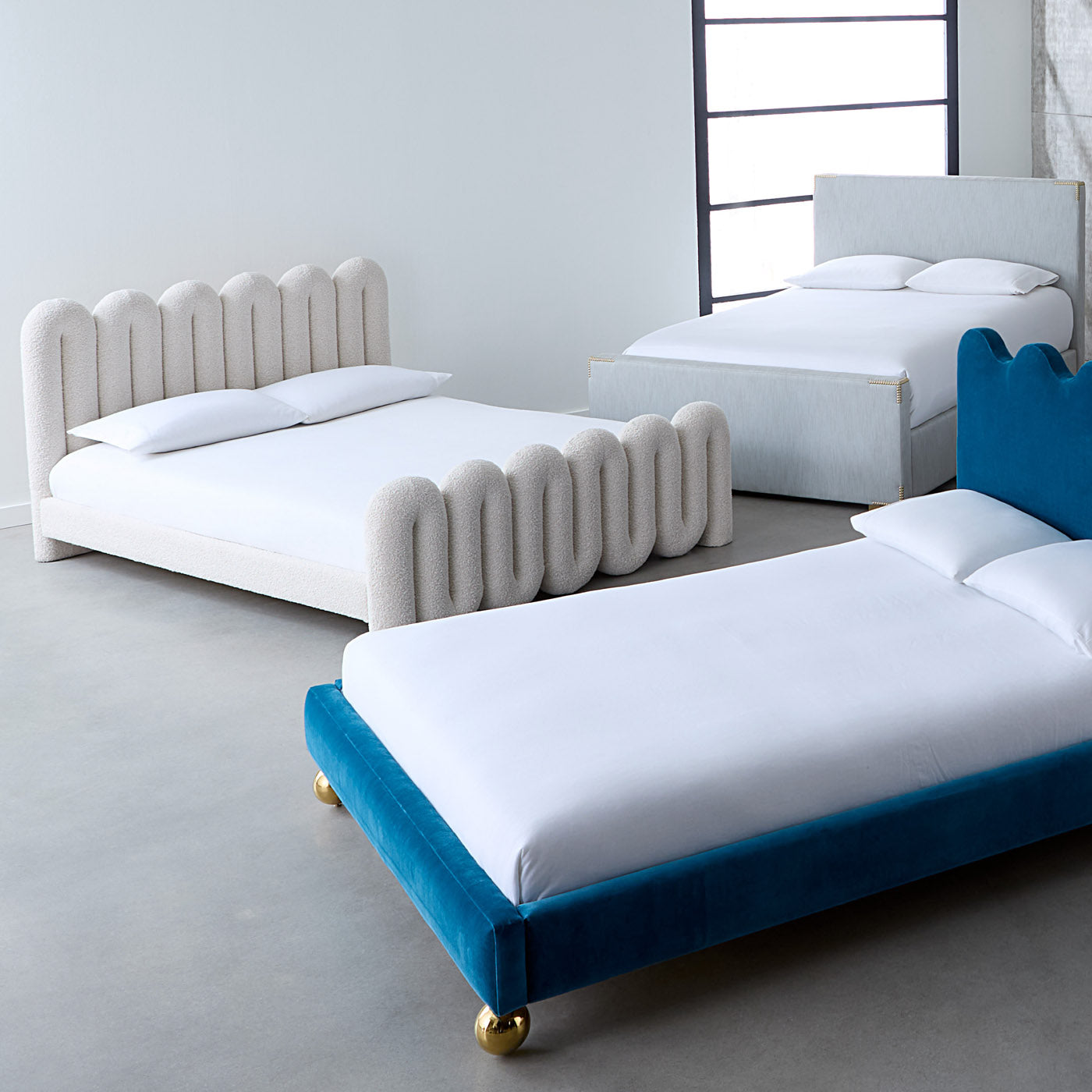 Serpentine Bed Queen group view