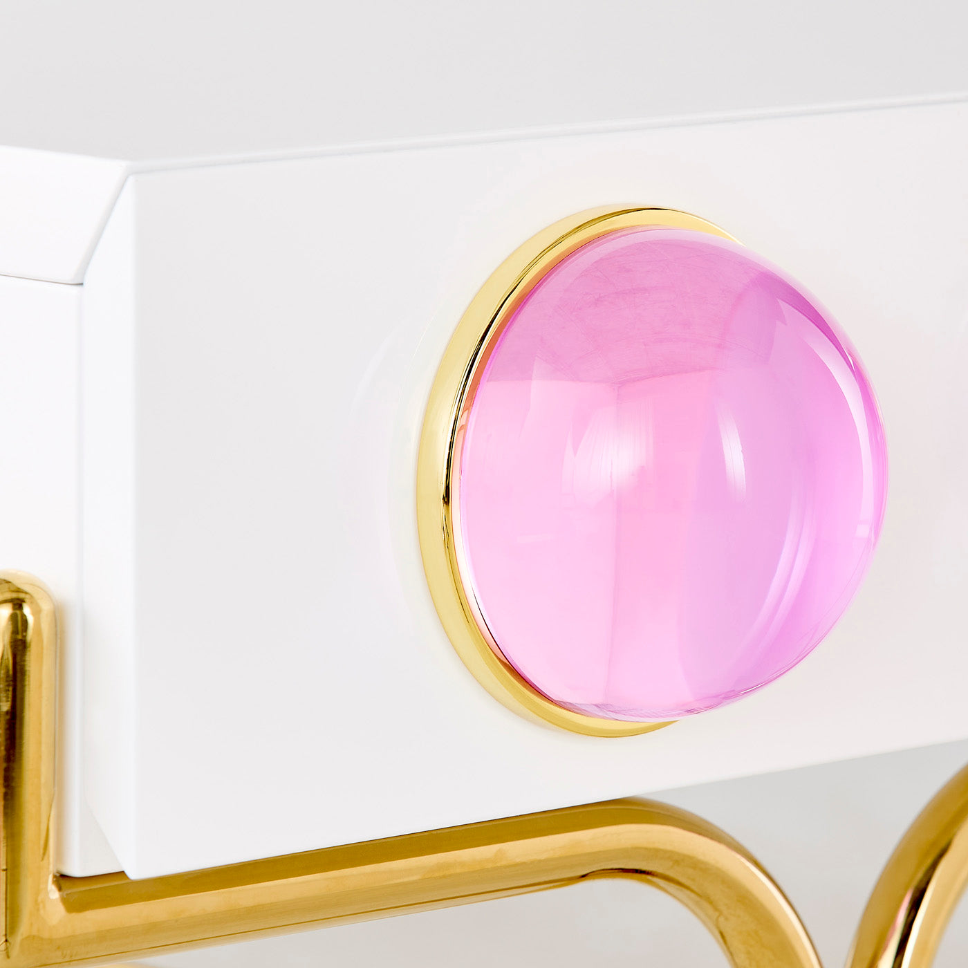 limited edition globo console acrylic pink - detail view
