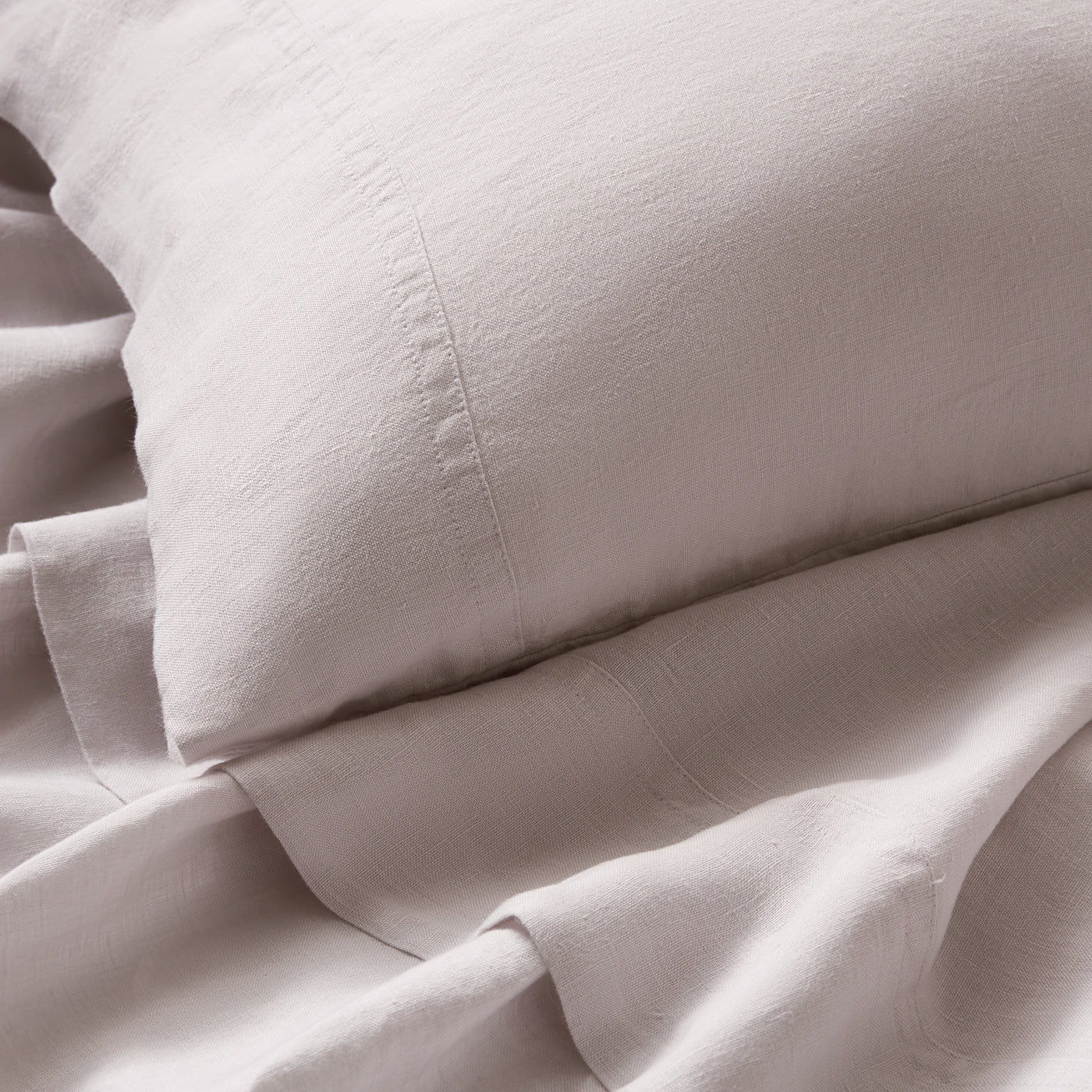 getaway linen sheet set pale grey - detail view