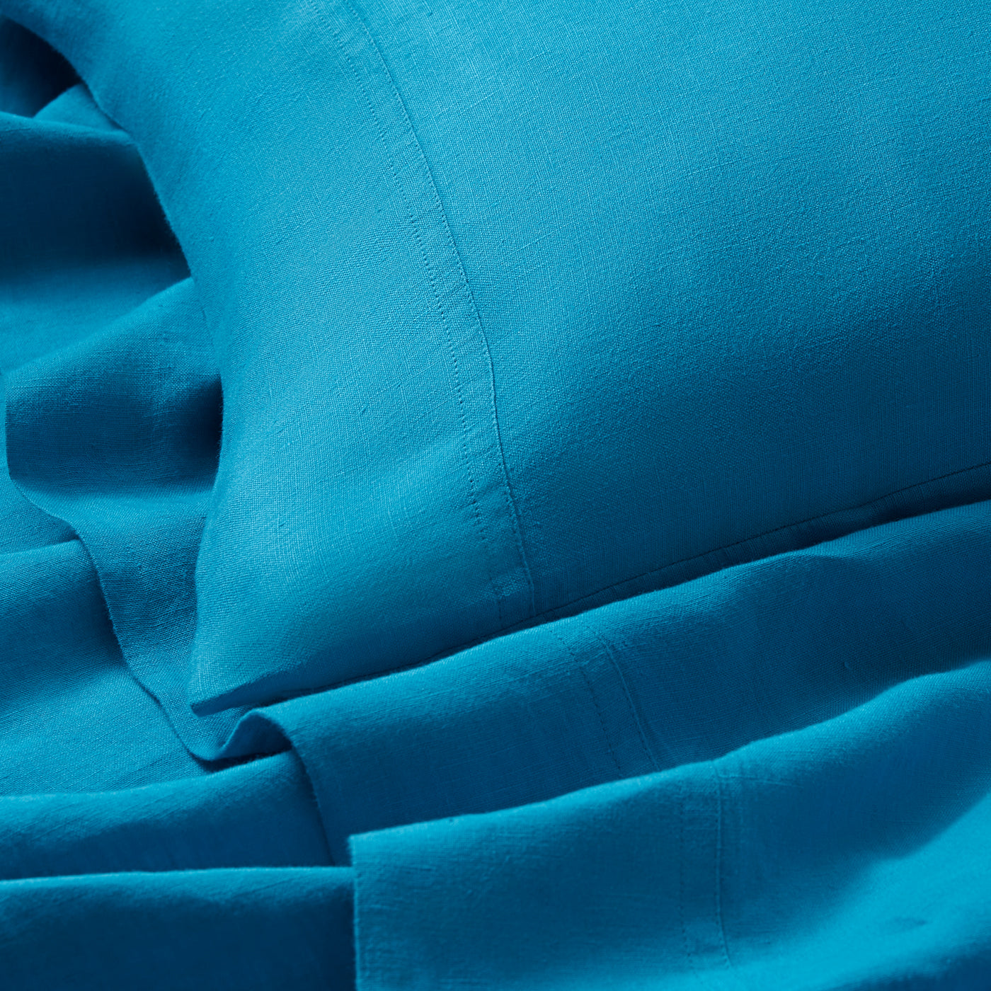 getaway linen sheet set teal - detail view