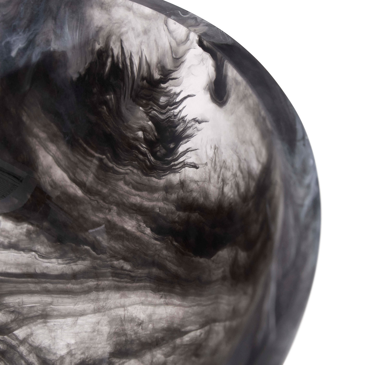 Mustique Black & White Finial Bowl - details view