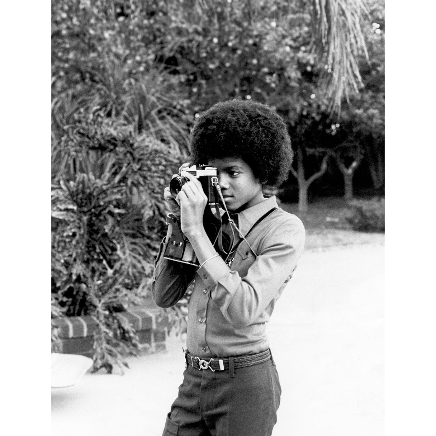 "michael jackson home photo shoot" from getty images - front view