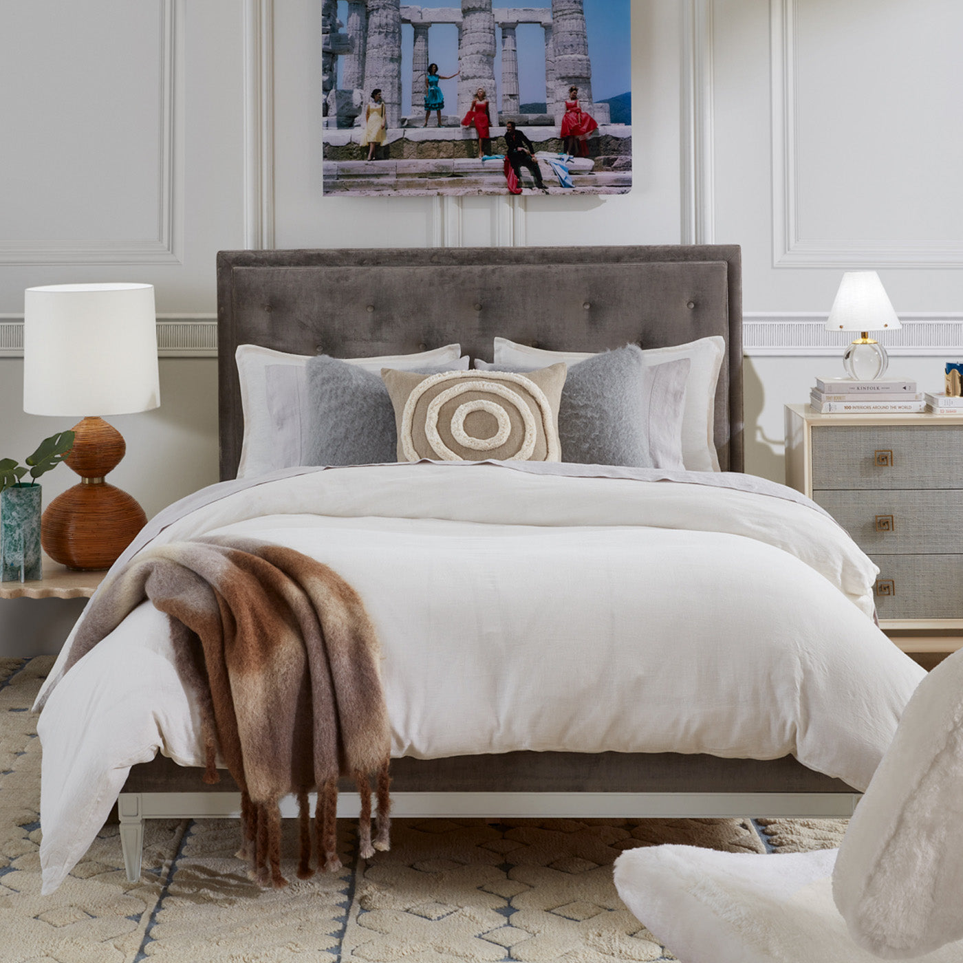 linen duvet set ivory lampert queen bed pimlico bullseye pillow - styled view