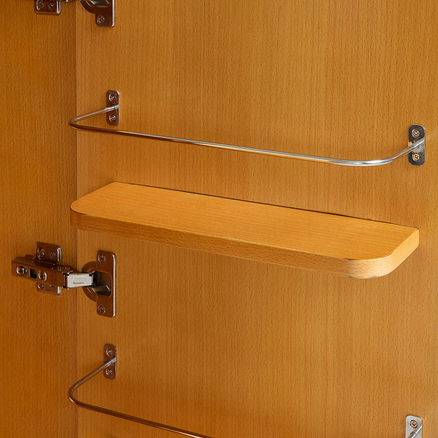 Bond Bar - door opened view