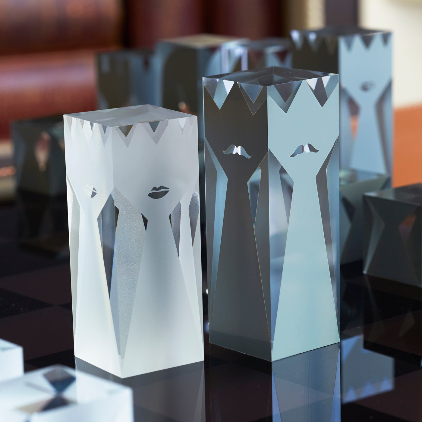 acrylic chess set - details view