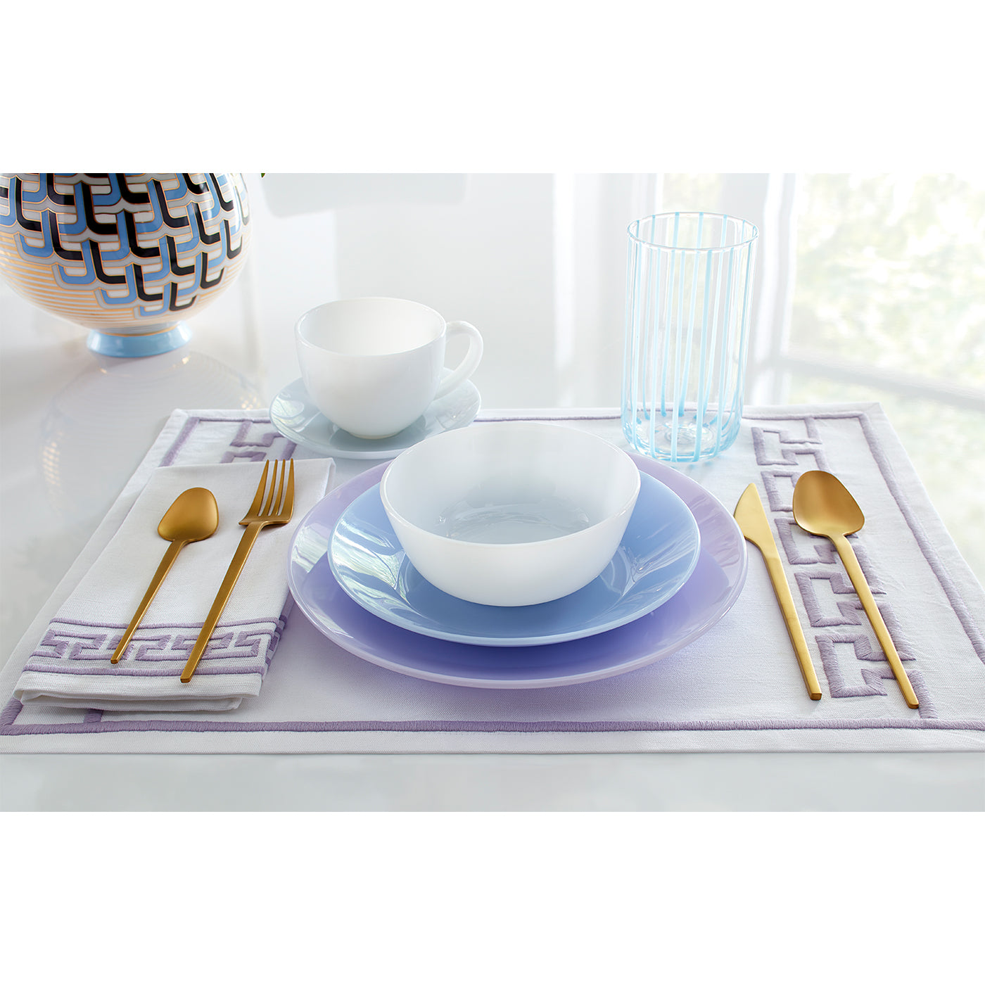 ether five-piece dinner set - styled view 3
