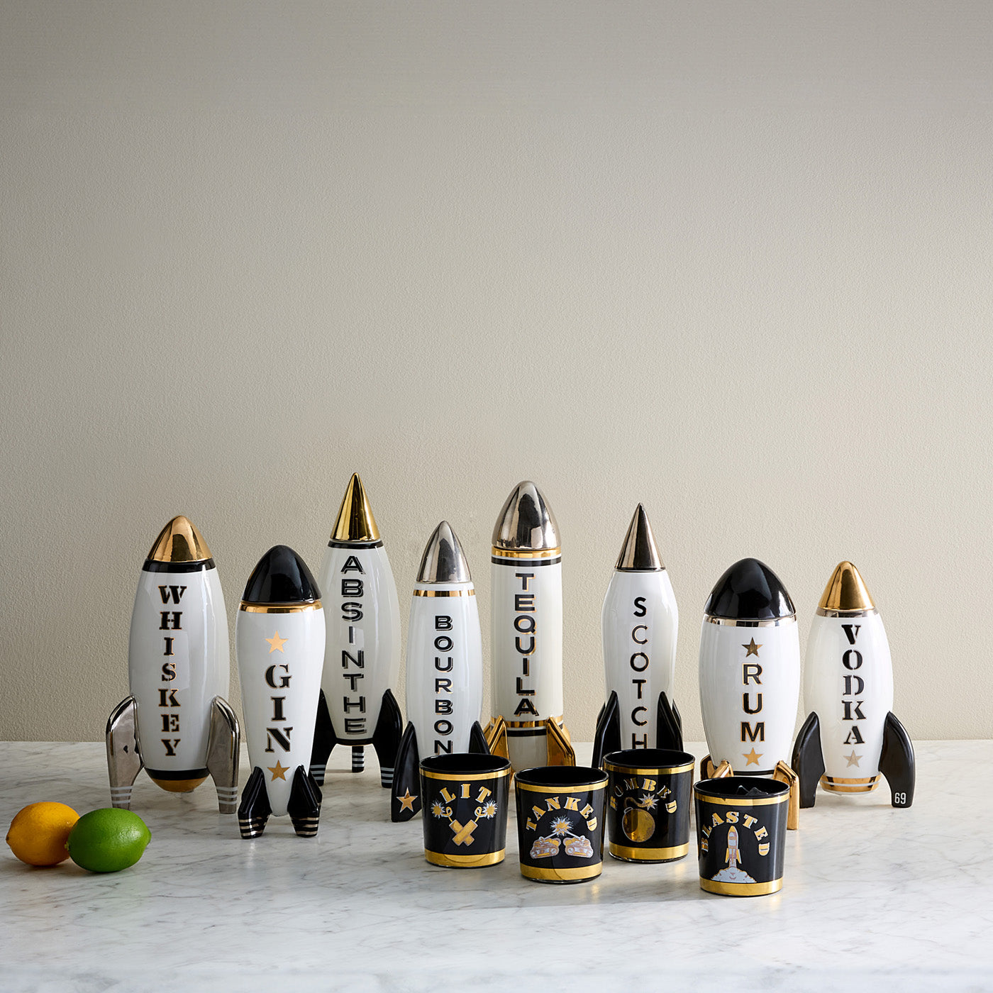 【あきこ出品】ホワイト アメジスト クラスター、ゼウスシトリンタワー3本 Rocket Absinthe Decanter | Jonathan Adler