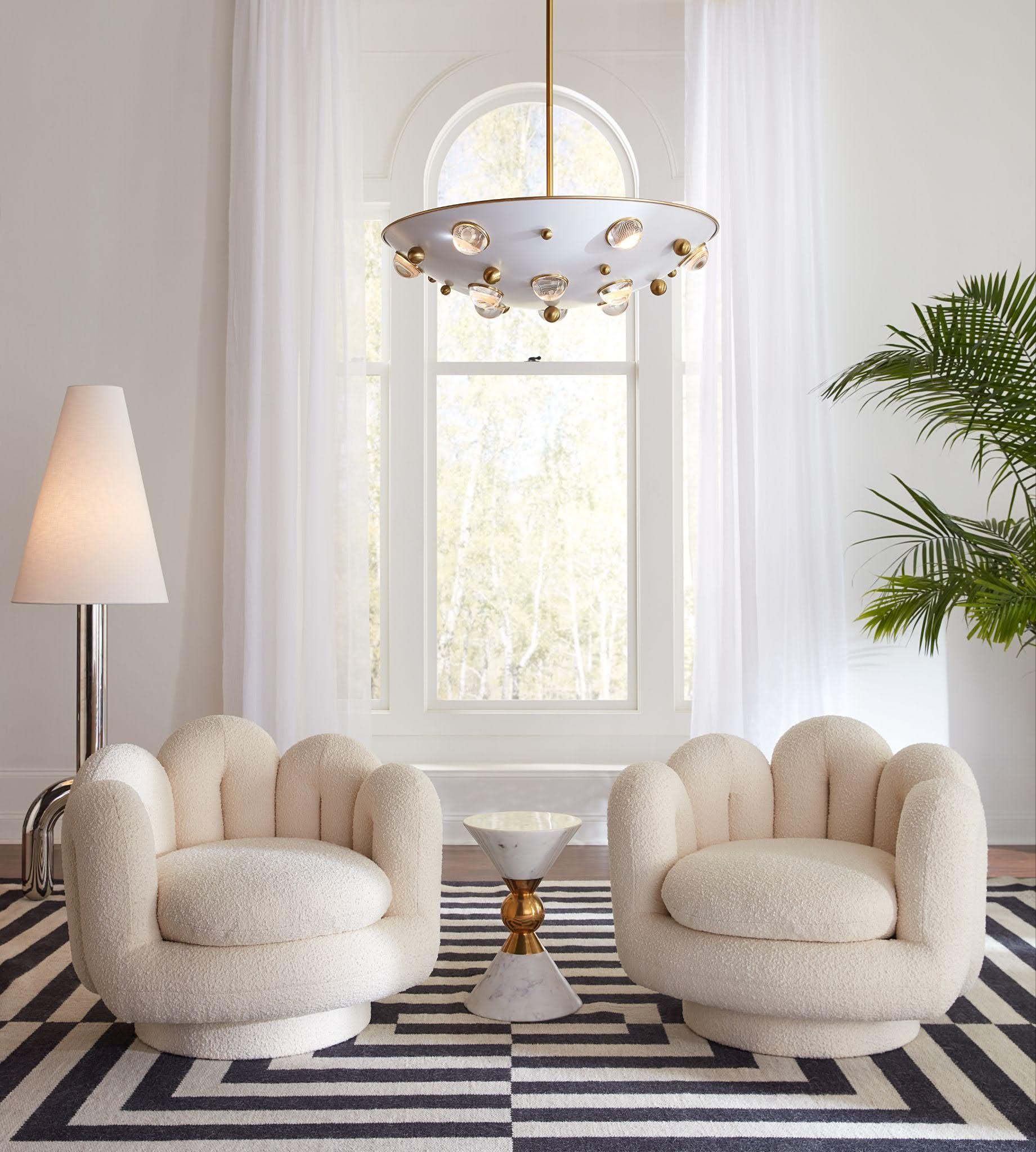 Understanding Modern Design: Forms, Materials, and Meaning