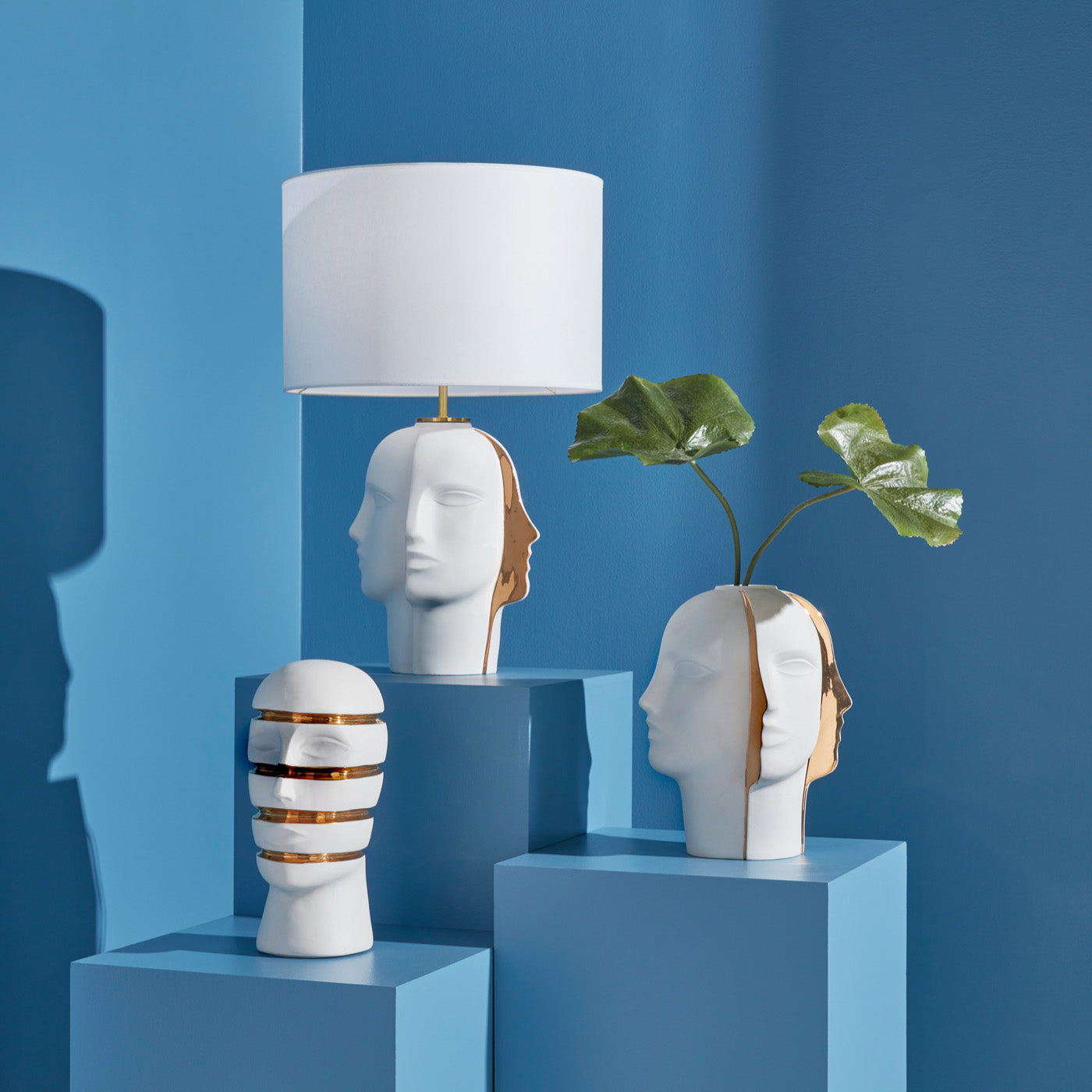 atlas vase styled view