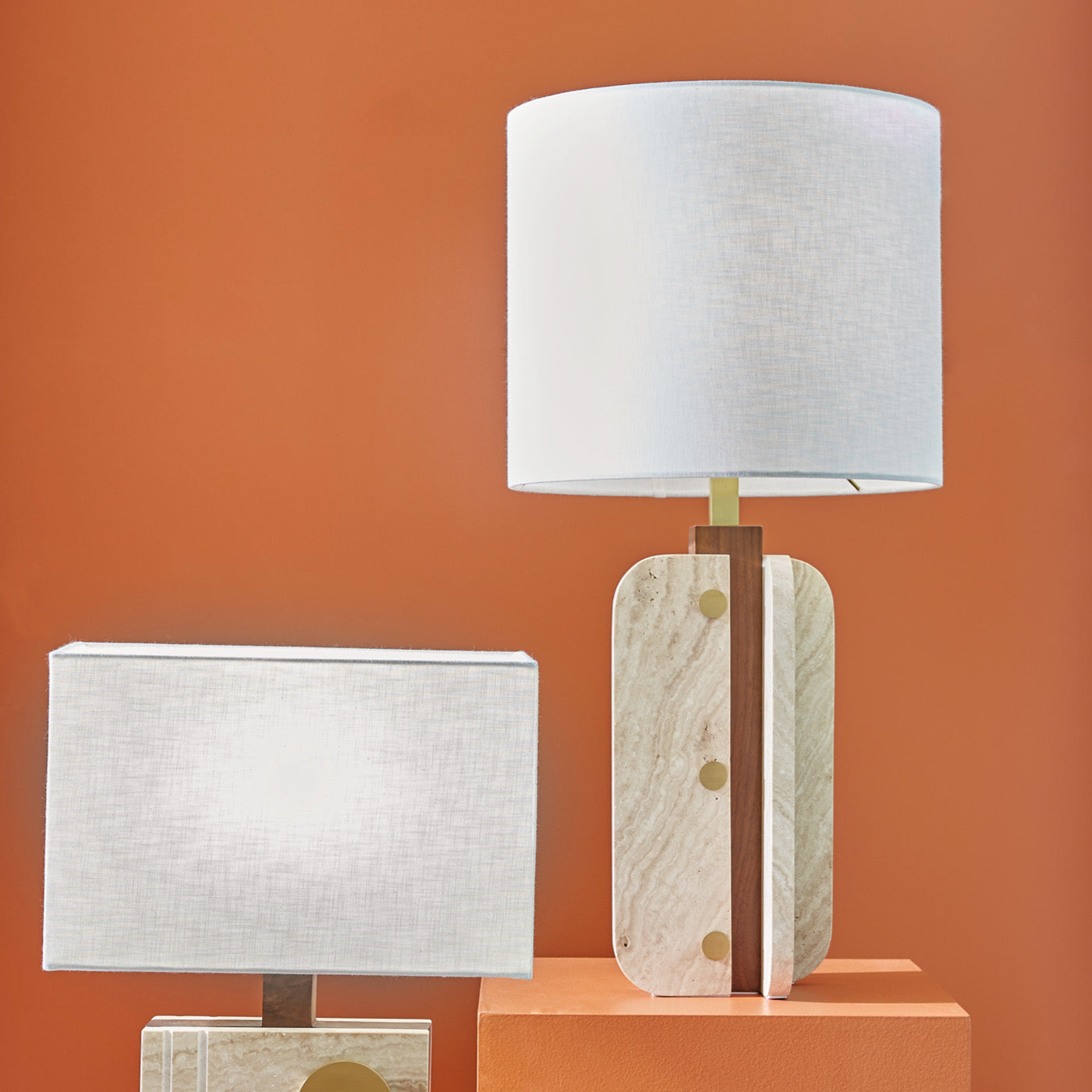 topanga column table lamp - styled view