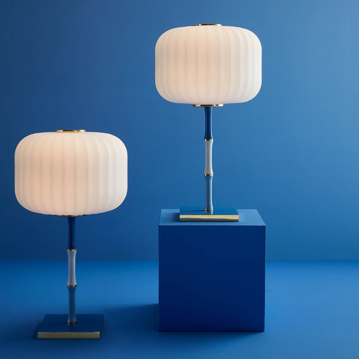 Scala Rechargable LED Table Lamp - side view