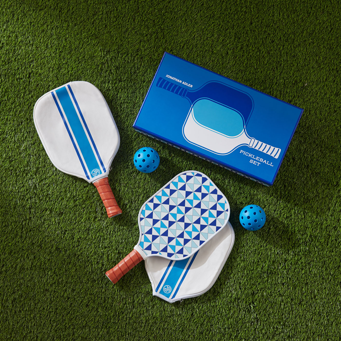 Sorrento Pickleball Golf Gift Set - styled view