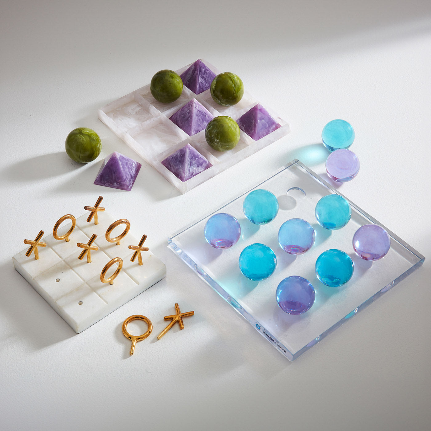Mustique Tic Tac Toe Set - styled view