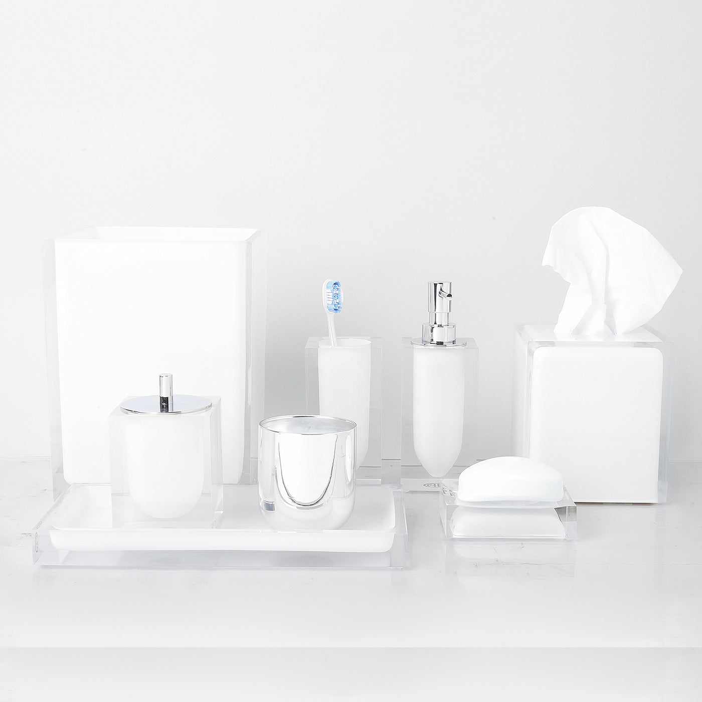 hollywood bath collection clear - styled view 4