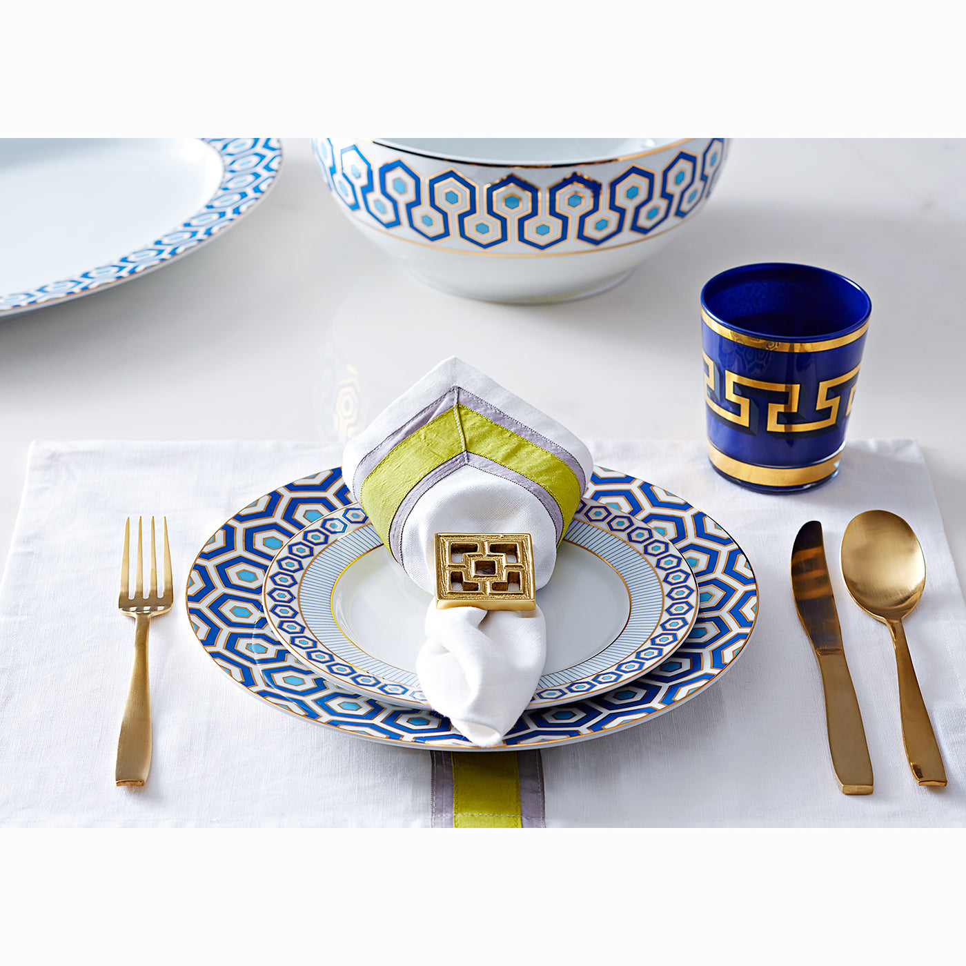 newport dinnerware collection - styled view