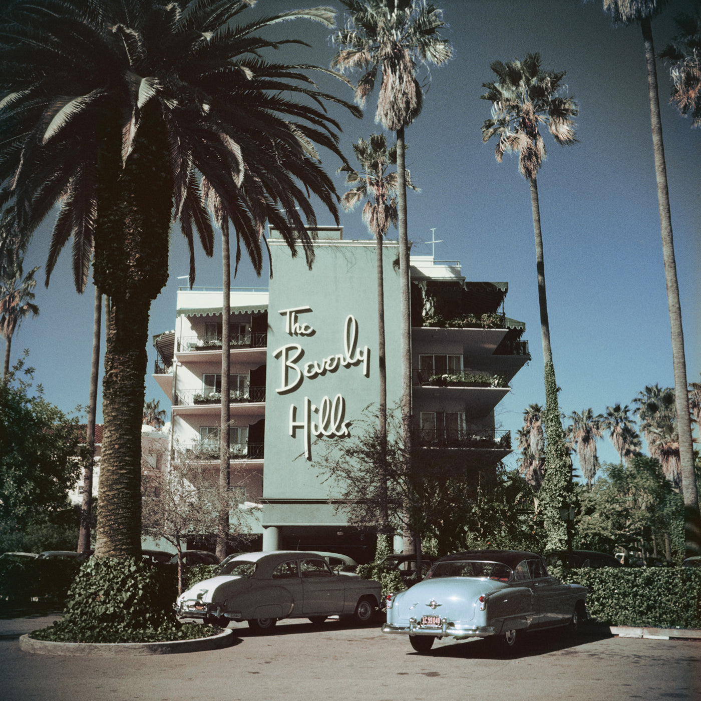 slim aarons beverly hills hotel photograph - front view