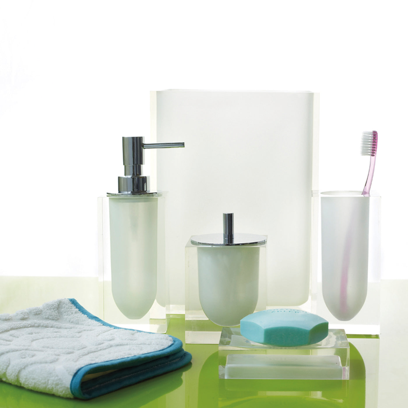 hollywood bath collection clear - styled view