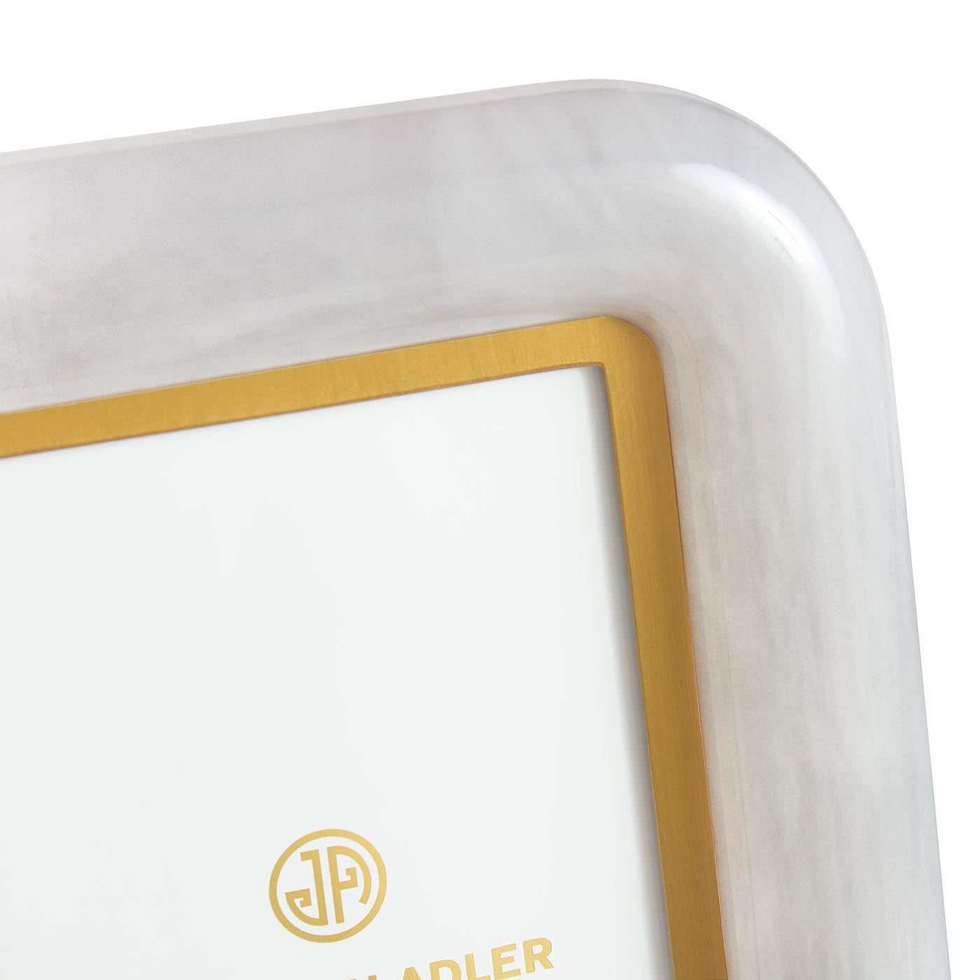 Como White 4 x 6 Frame – Jonathan Adler