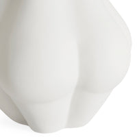 Kiki's Derrière Vase