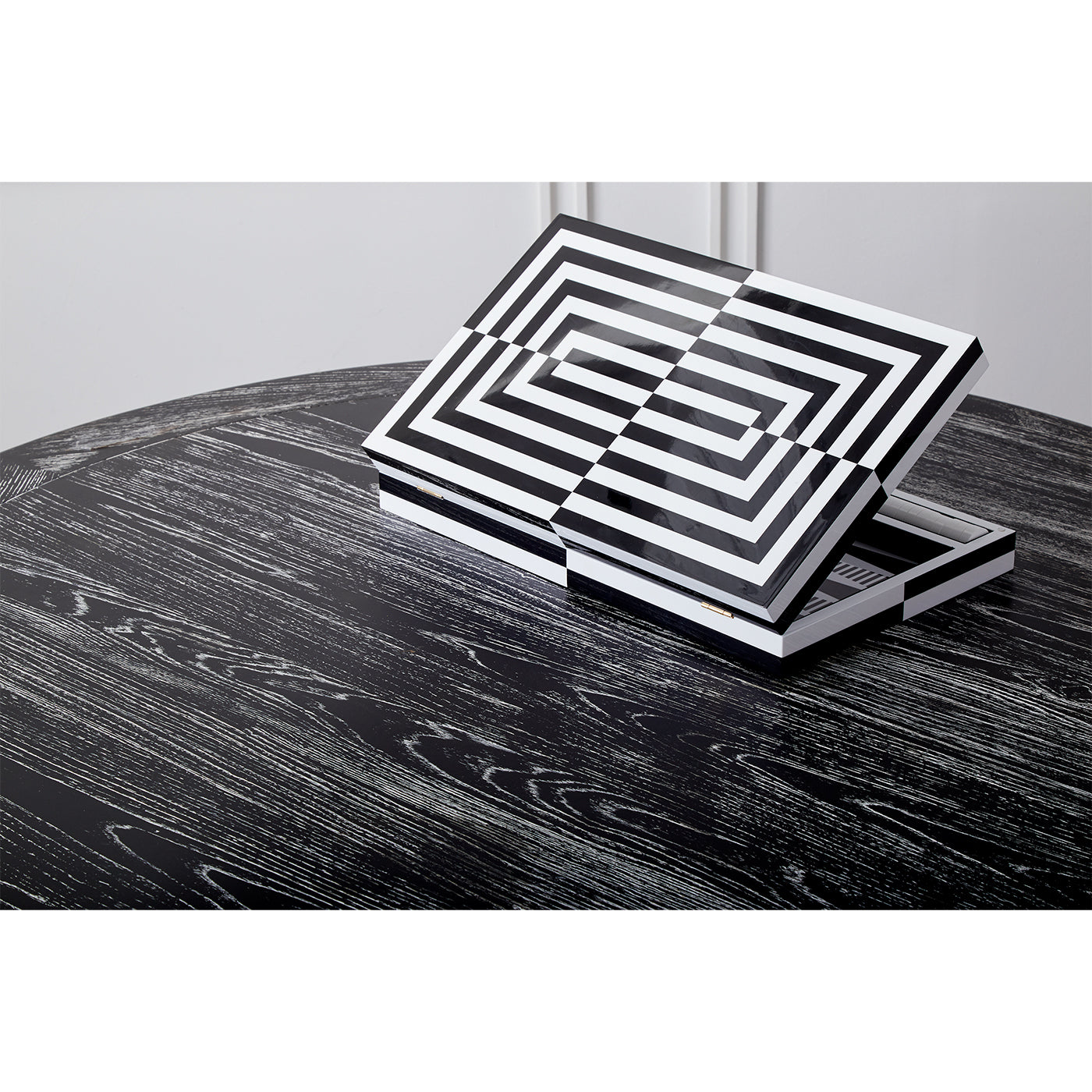 op art backgammon set - styled view 2
