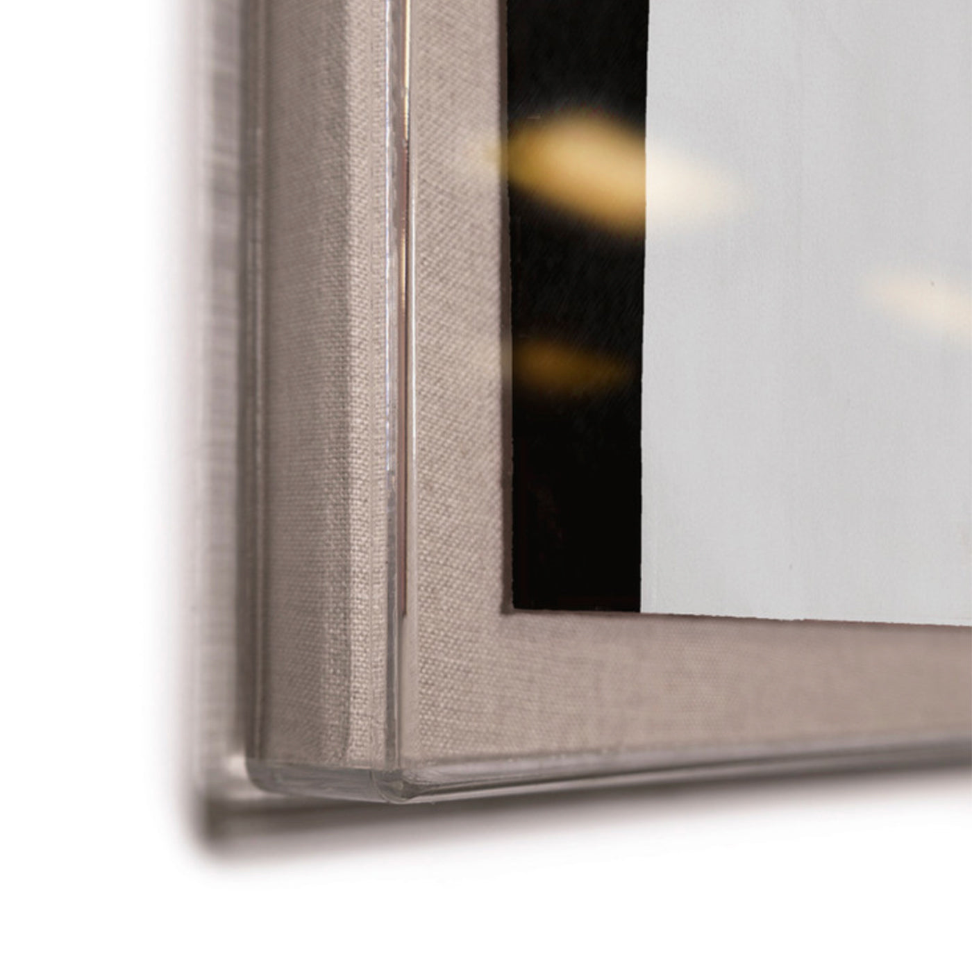 Paule Marrot - frame back corner view