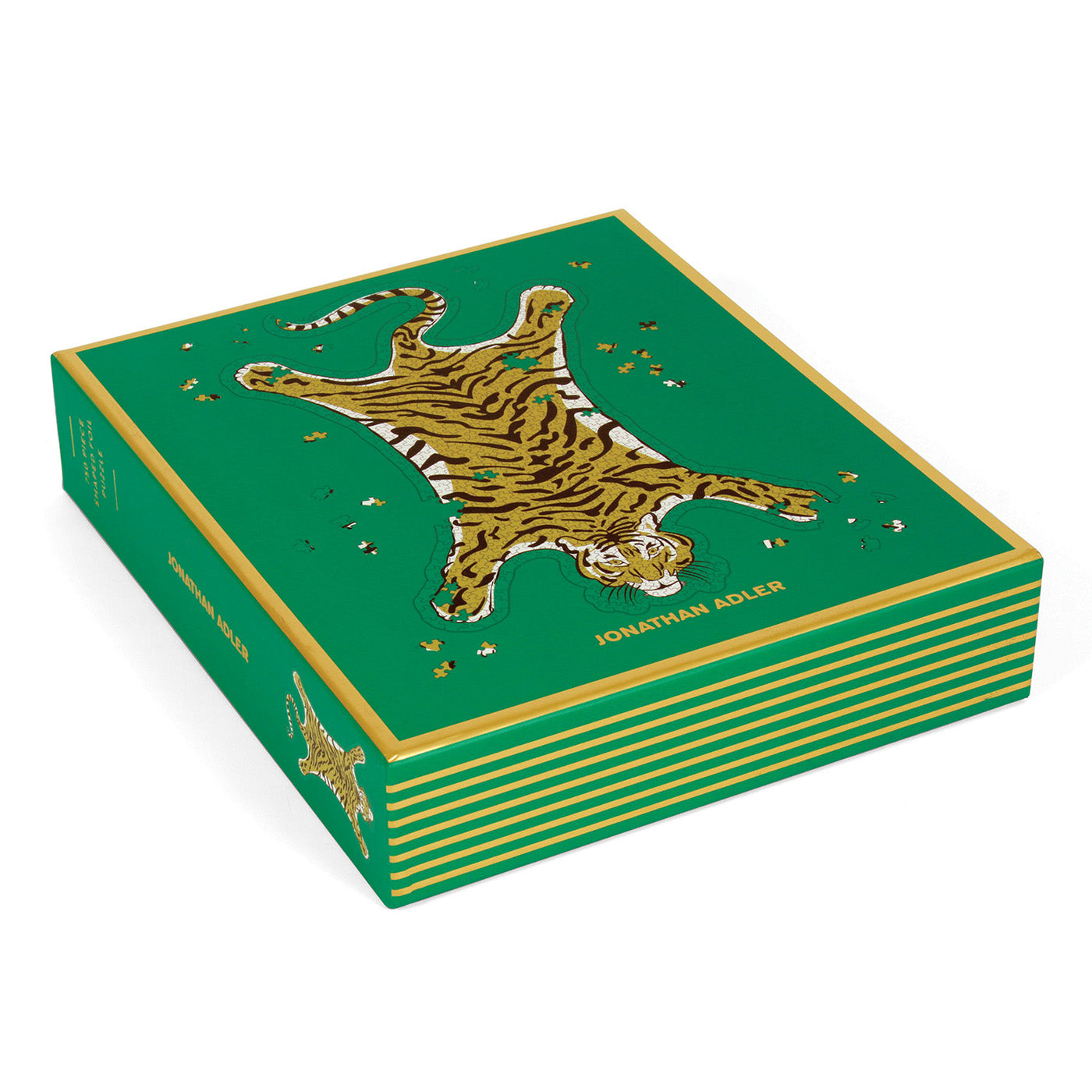 safari puzzle green closed box - angle view