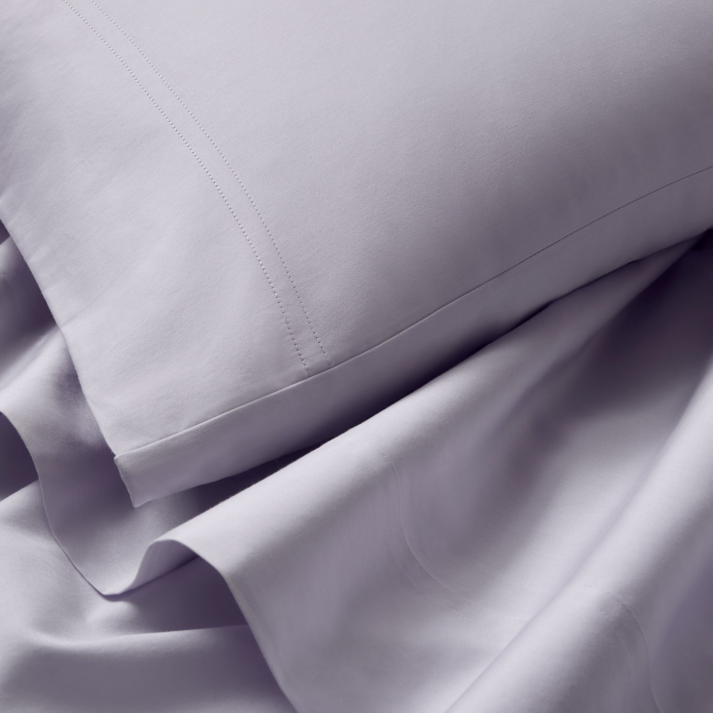 sateen sheet set lavender - detail view