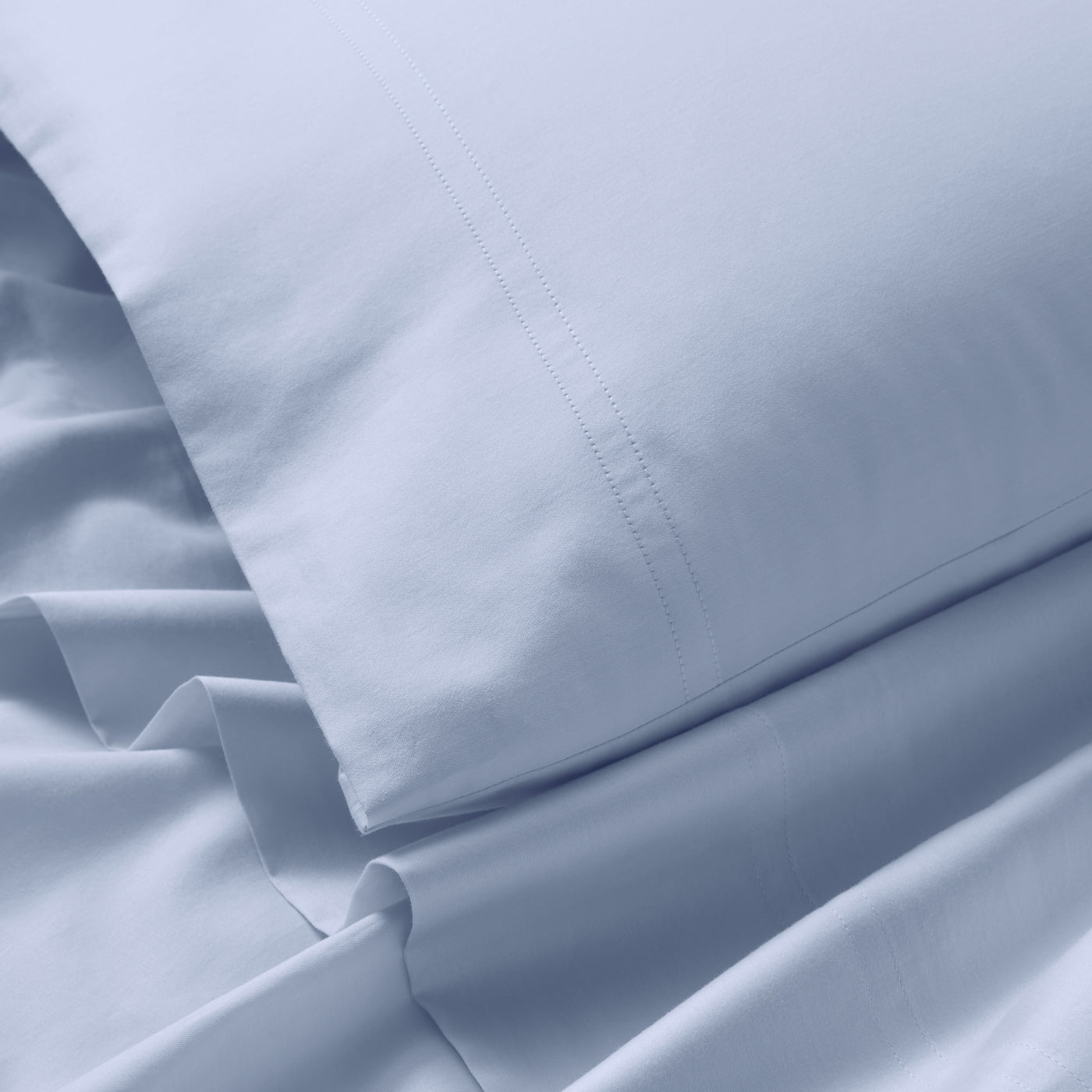 sateen sheet set light blue - detail view